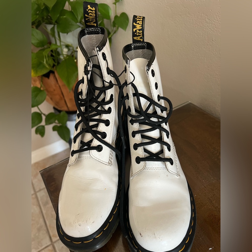 Dr. Martens white Air Waiz boots